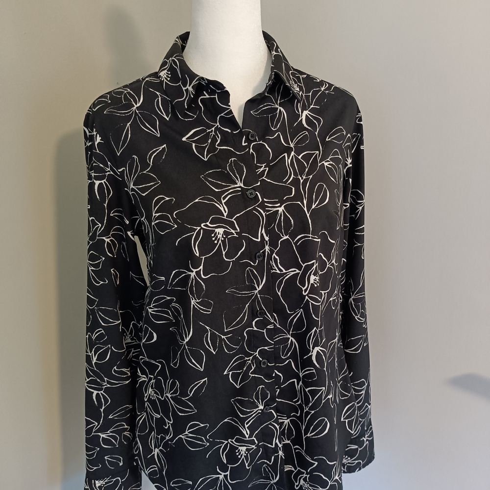 a new day Black and White Floral Button Down Shirt